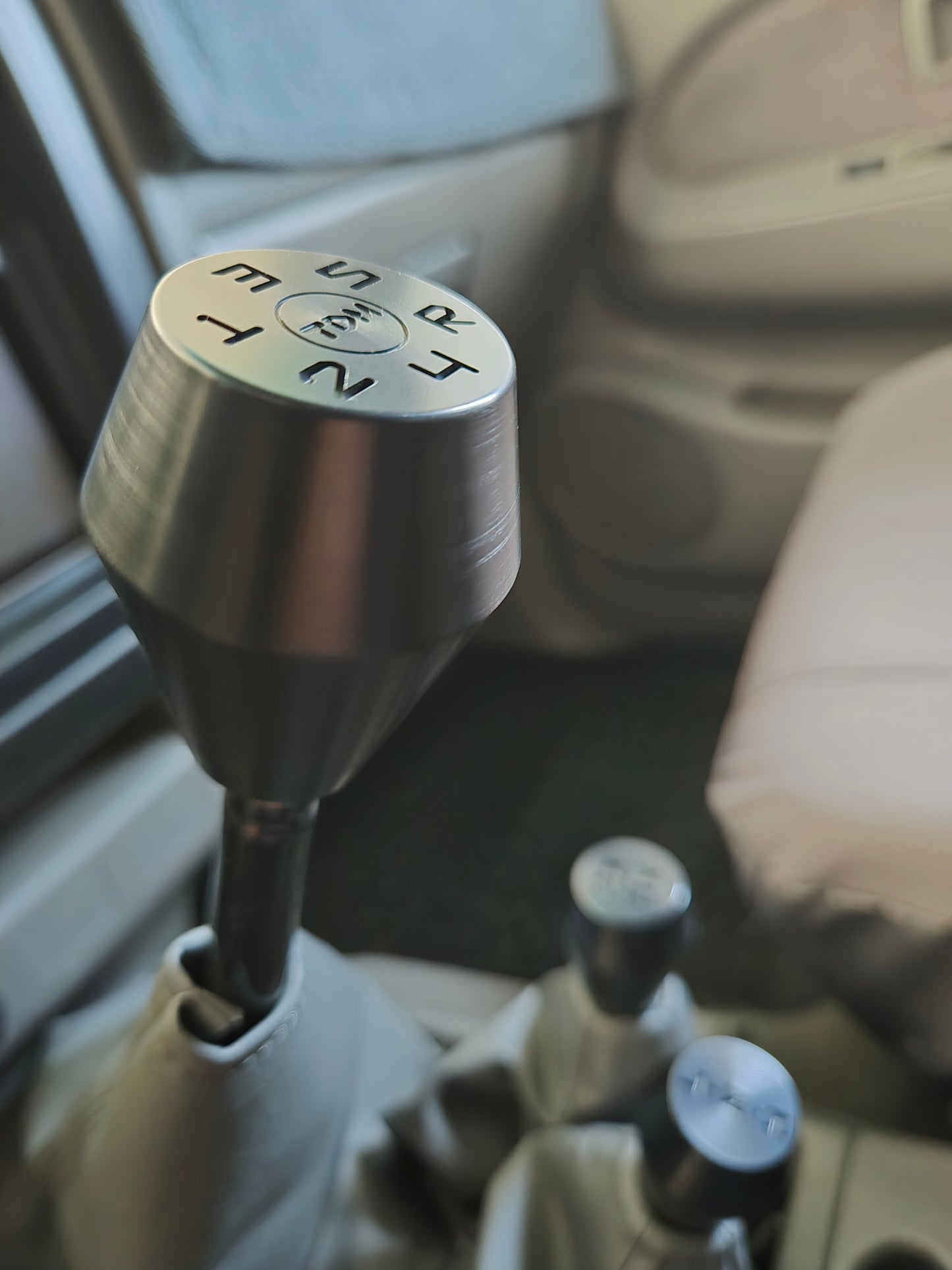 TDM 5-Speed Transmission Shift Knob